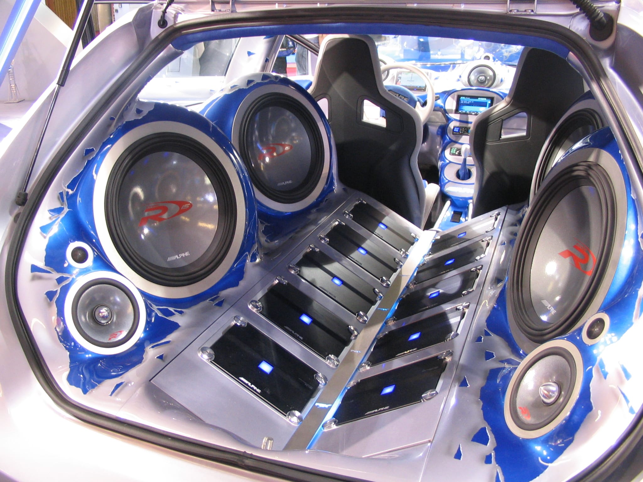 Mengenal Sound Sistem Audio Mobil Atau Car Stereo Mengenal Sound Sistem Audio Mobil Atau Car Stereo