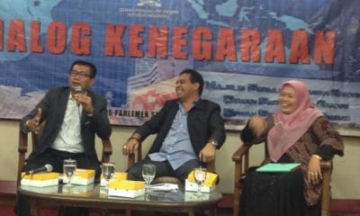 Pola Pemerintah Pusat Salah - Adrianus