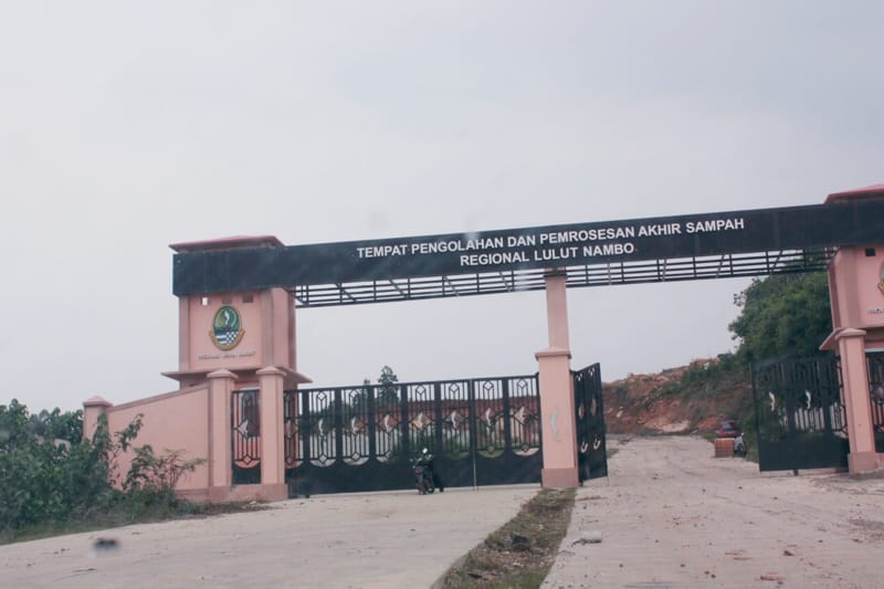 TPPAS Lulut - Nambo, Tempat Pengolahan Sampah Terbesar di Asia Tenggara 41 Pintu Gerbang TPPAS Lulut - Nambo