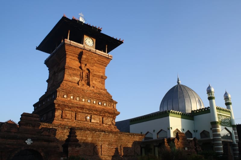 Toleransi Beragama Sunan Kudus Masjid_Menara_Kudus