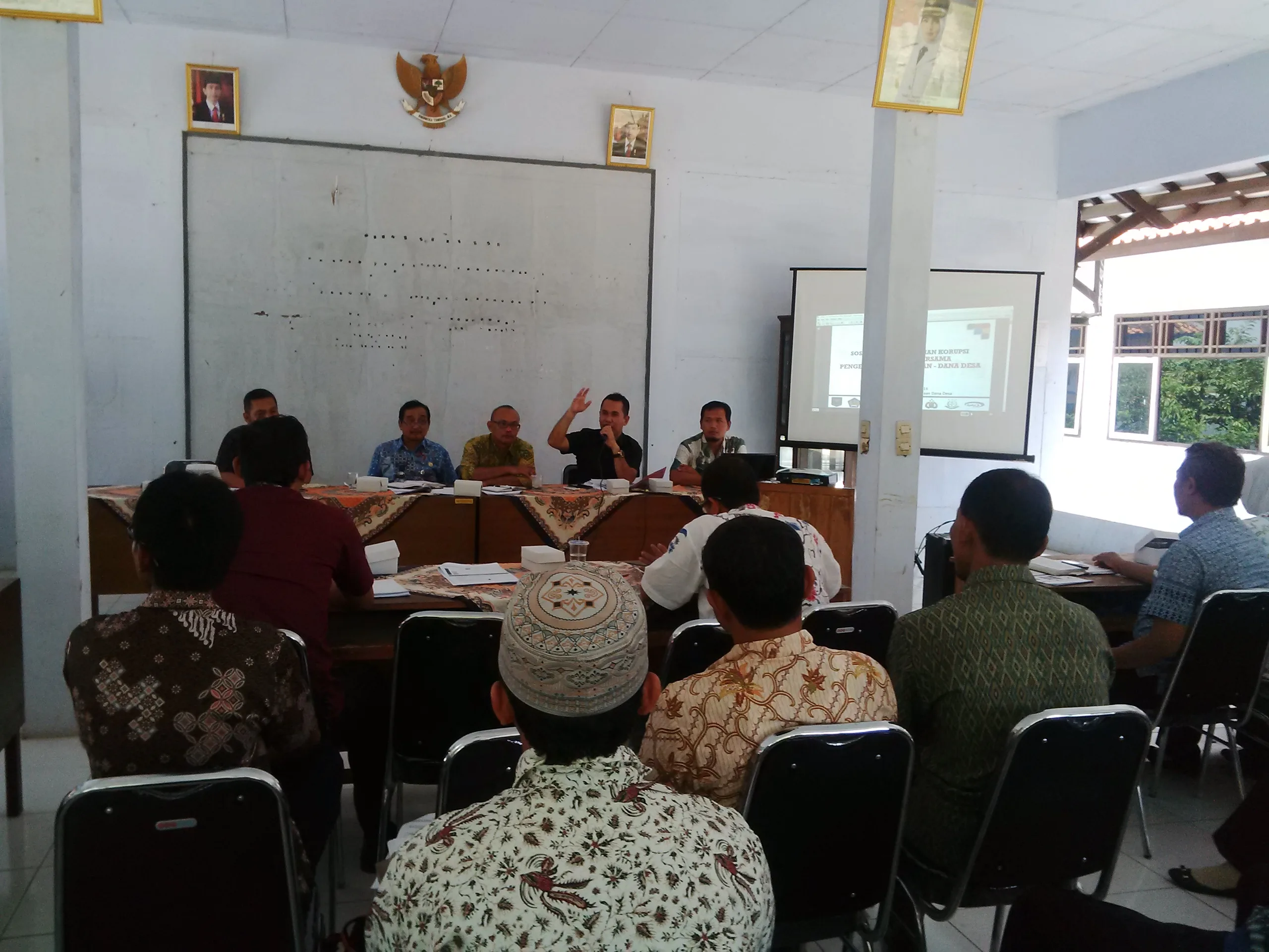 Kepala Desa Wajib "Melek" Internet 41 IMG 20160519 113005