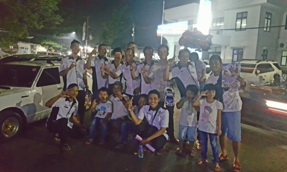 White Car Comonity Bagi Enam Ratus Paket Nasi dan Takjil 41 takjil 2