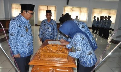 Kabupaten Pekalongan199 PNS Diambil Sumpah 48 Sumpah Janji 2