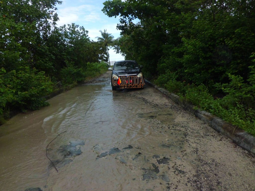 Jalan Dari Darmaga Kahyapu menuju Ke Desa Apoho (8/2016) 