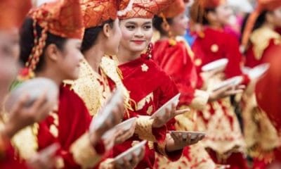 Adat Istiadat : Arti, defenisi dan pengertiannya 54 adat istiadat