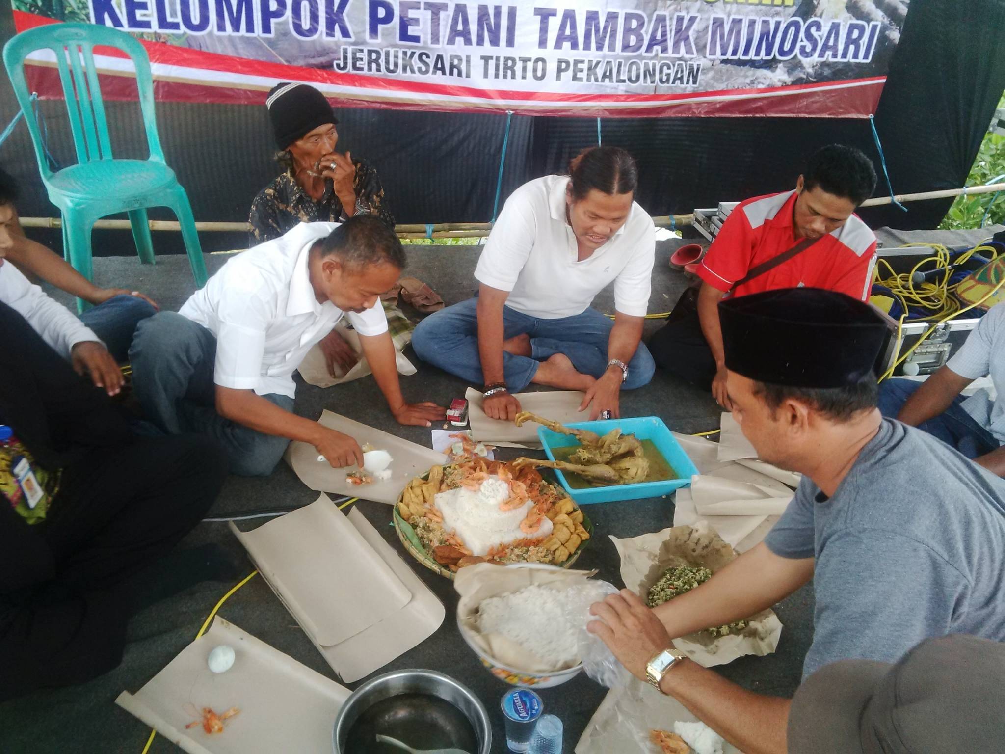 Warga Jeruk Sari Kabupaten Pekalongan, Gelar Sedekah Bumi 41 sedekah