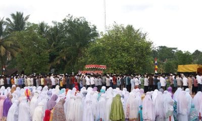Ribuan Umat Muslim Padang Jaya Lakukan Sholat Idul Adha 1437 H Bersama Bupati Dan Wakil Bupati BU 50 sholat 1