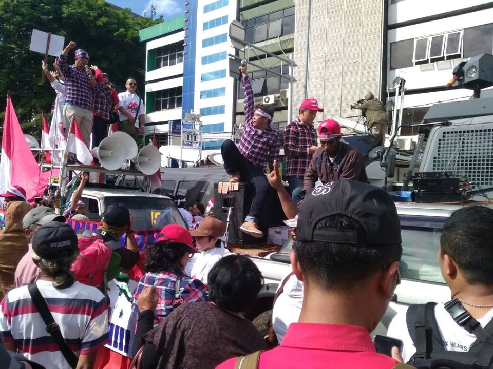 Sidang Ahok dihadiri dua kubu massa, Situasi Sementara Kondusif 43 Sidang AHOK