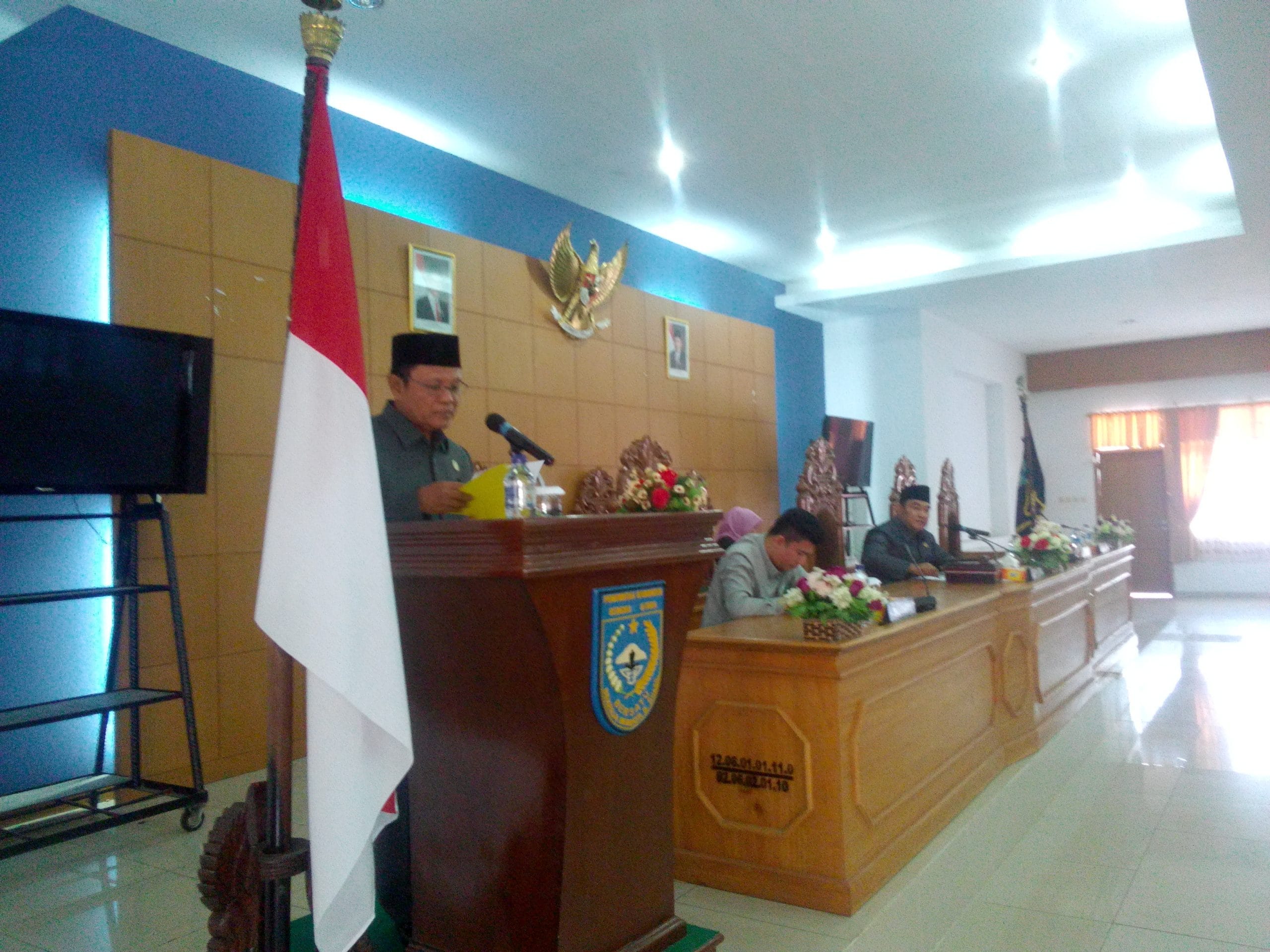 Kata Akhir Fraksi 3 Raperda, Pemda BU Segera Lakukan Proses Tender 41 IMG 20170415 112135 1 scaled
