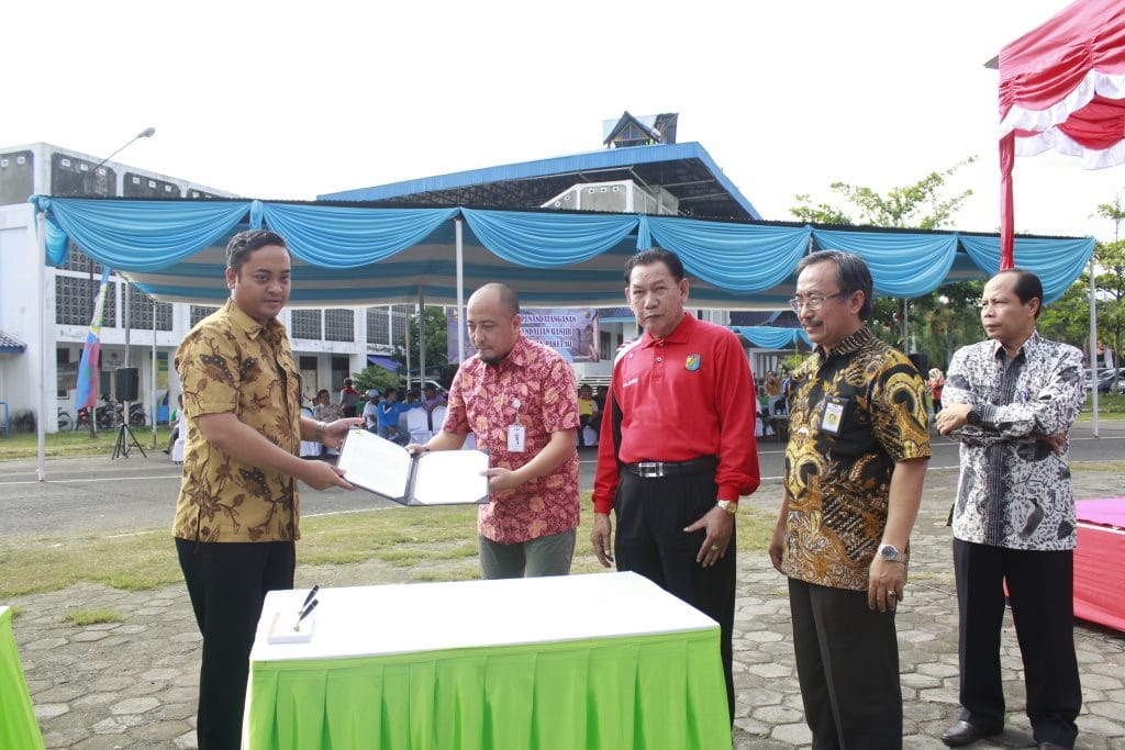 Kota Pekalongan,Pembangunan Tanggul 128 M Resmi dimulai 43 rob 2