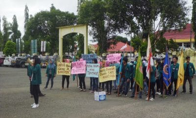 Aksi Demo Mahsiswa UNRAS