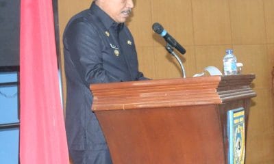 Bupati Bengkulu UtaraIr Mian menyampaikan Jawaban Fraksi