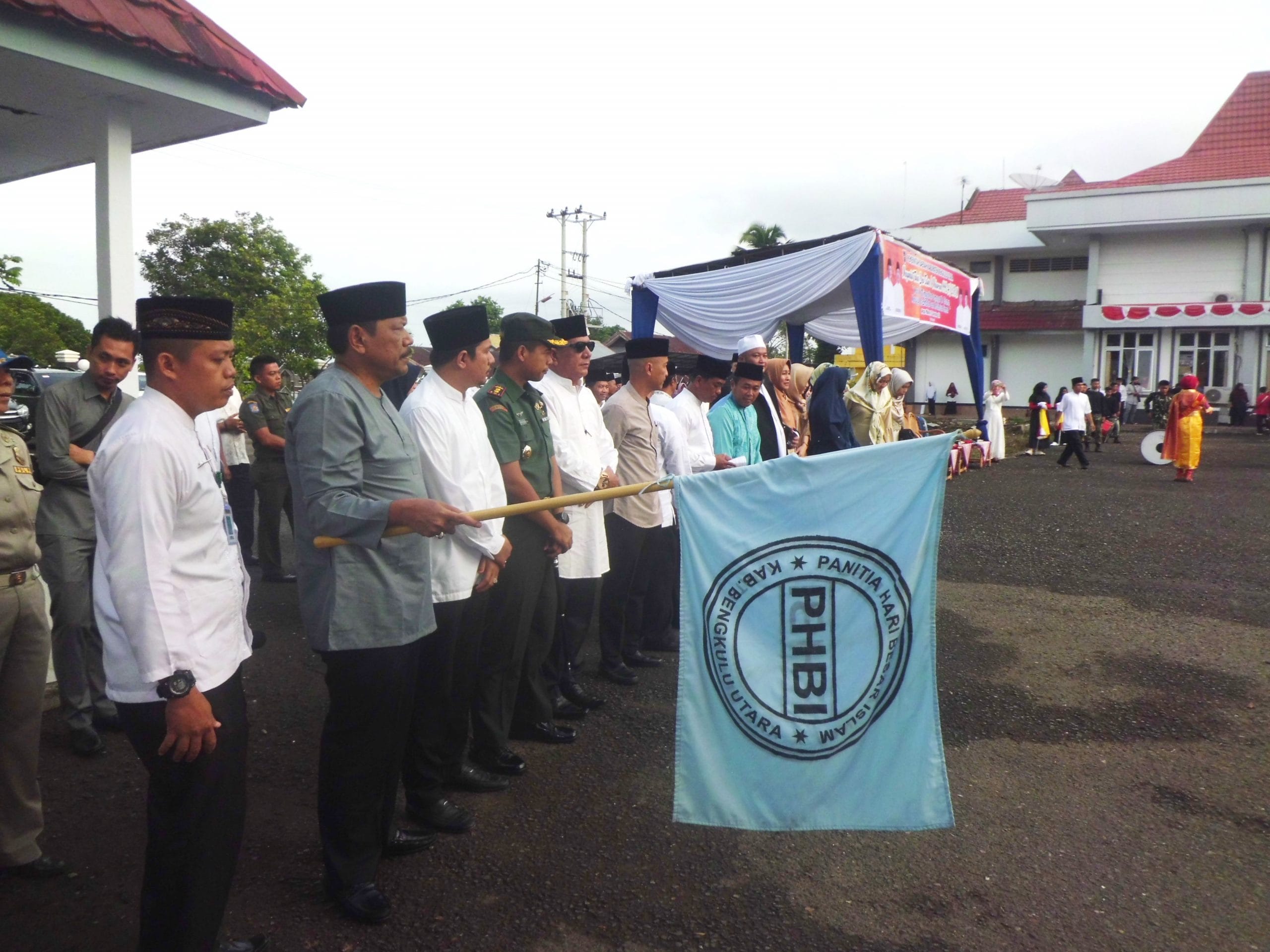 Bupati Ir.H.Mian Lepaskan 2500 Peserta Pawai Taaruf 1440 H 45 CIMG0900 scaled