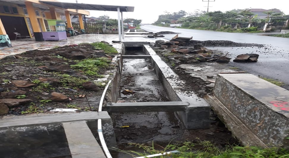Pembangunan Drainase Batu Galing Curup