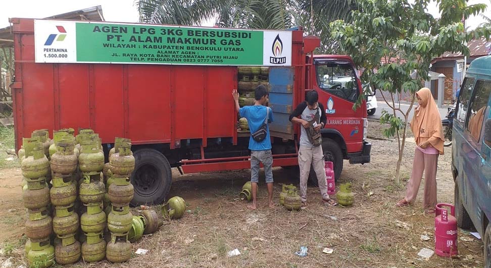 Disperindag Bengkulu Utara Operasi Pasar Murah Elpiji 3 Kg 41 Disprindag Bengkulu Utara Operasi Pasar Murah Elpiji 3 Kg