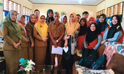 11 Mahasiswa STKIP Rokania PLP II di SMP Negeri 1 Rambah
