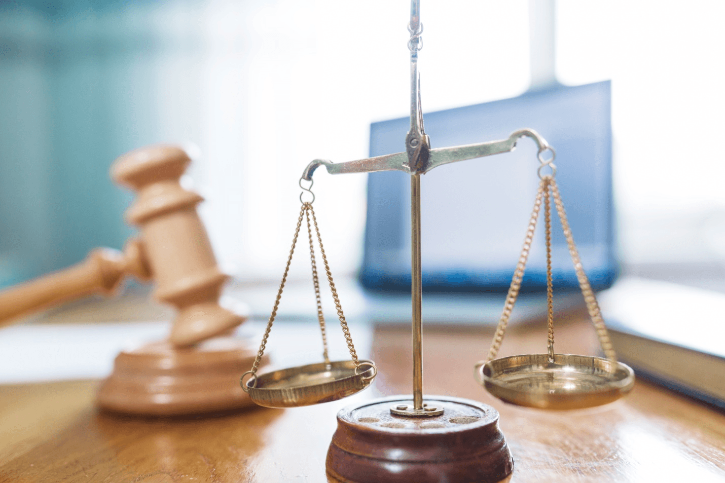 Perdebatan Pandangan Masalah Hukum 41 Pandangan Masalah Hukum