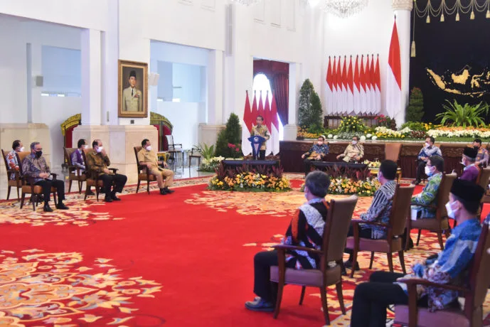 Presiden Instruksikan PPATK Lakukan Terobosan Digital 41 kominfo setkab ppatk AGG 8364 689x460 1
