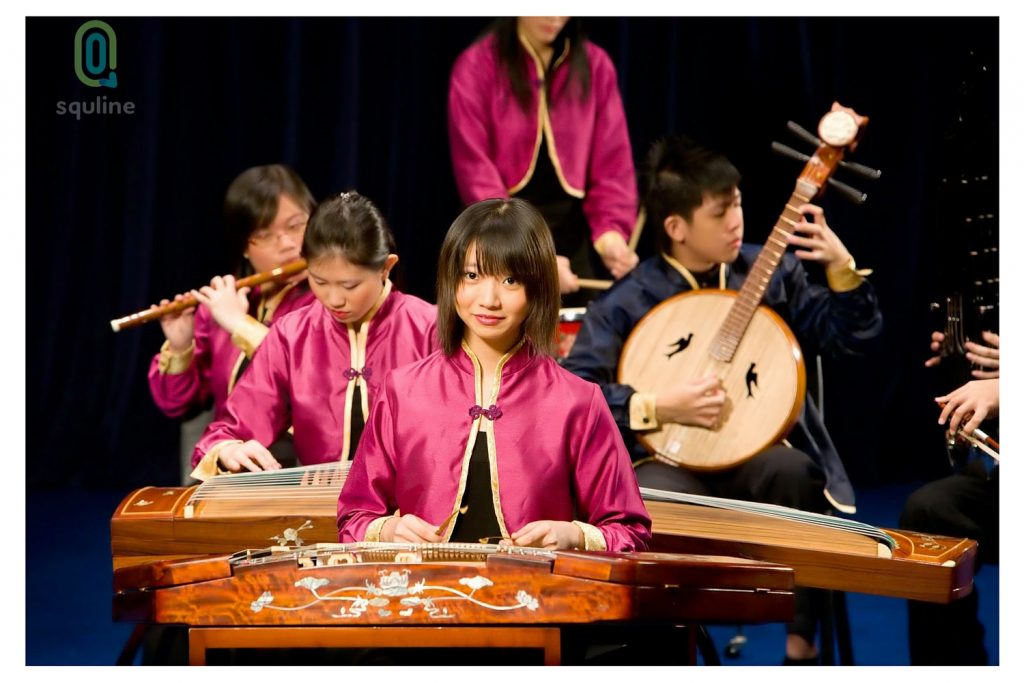 alat musik tradisional dari tiongkok dengan bunyi senar disebut 
