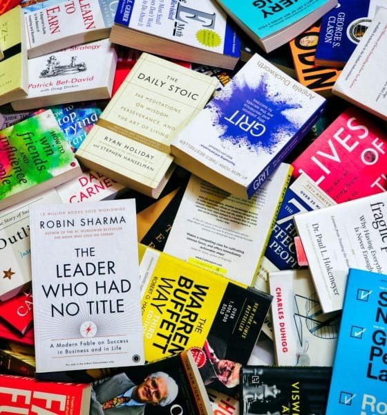 salah satu contoh dari buku nonfiksi adalah