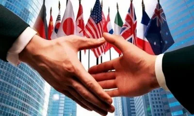 dampak positif dan negatif iptek di bidang politik