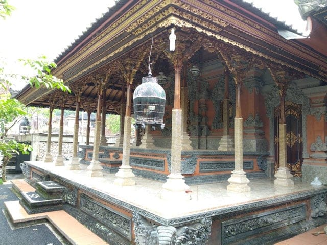 rumah adat bali