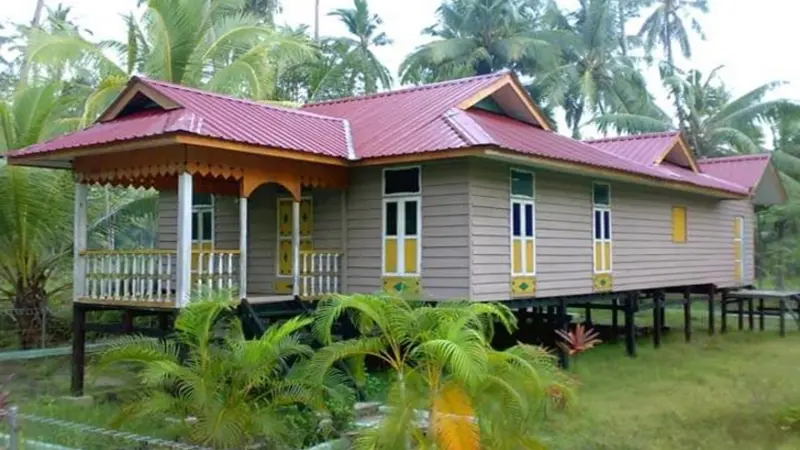 Kepulauan Riau - Rumah Atap Limas Potong