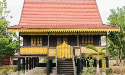 rumah adat Jambi