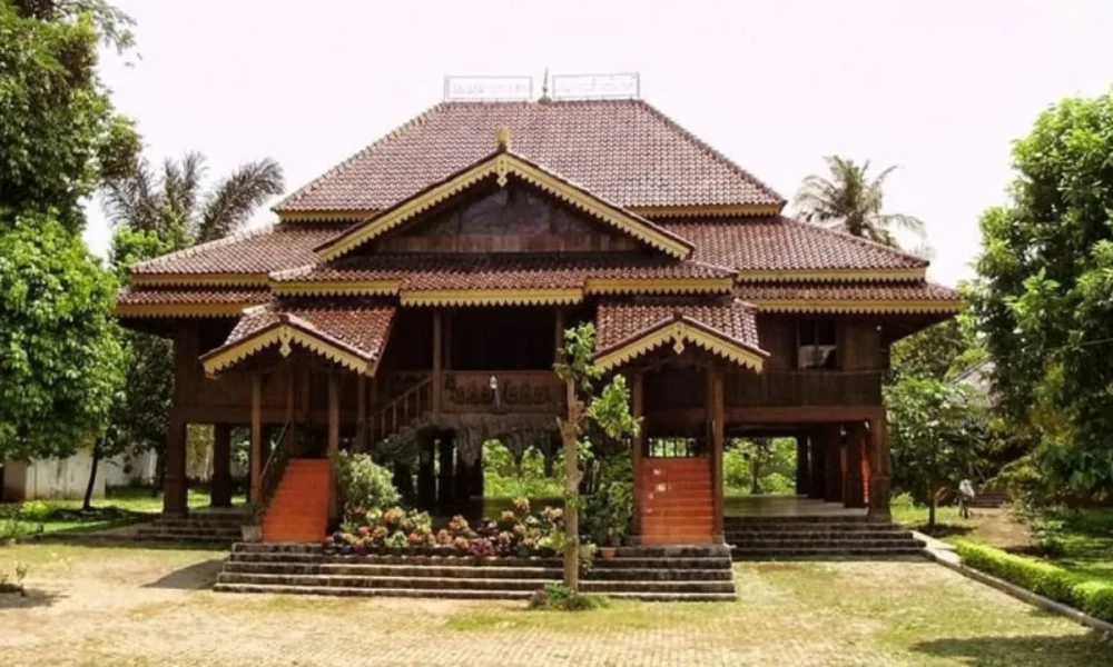 Rumah Adat Lampung