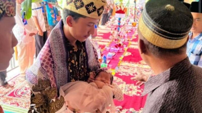 Mengenal 7 Upacara Adat Lampung Yang Kaya Akan Nilai Filosofis 49 UpacaraAdatLampungdalamMasaKelahiran