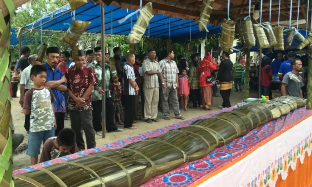 upacara adat bangka Belitung