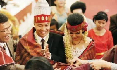 upacara adat sumatera utara