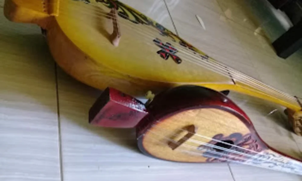 alat musik tradisional kalimantan selatan