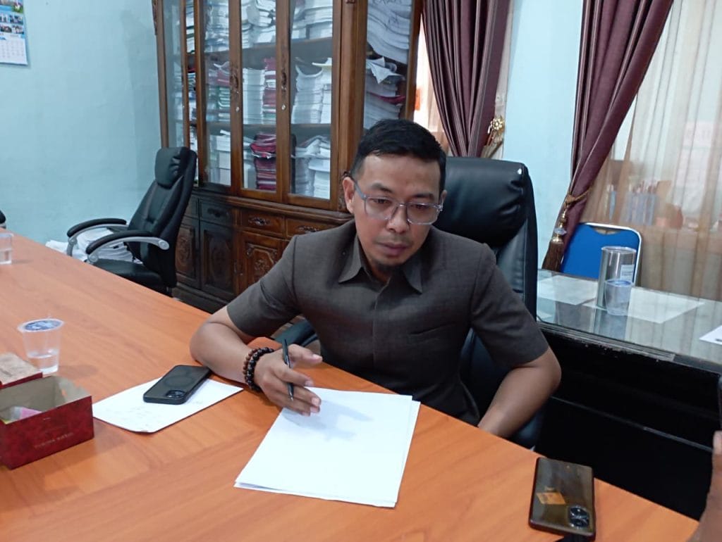 Target Rp10,5 Miliar Rawan Kebocoran PAD, Pajak Listrik Rejang Lebong Jadi Sorotan 43 Ketua Komisi I DPRD Rejang Lebong, Hidayatullah